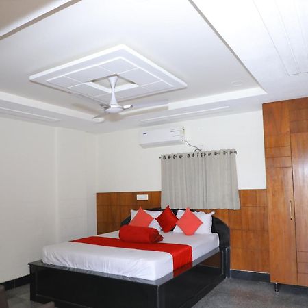 Hotel New Maruthi Inn, Lb Nagar 海得拉巴 外观 照片